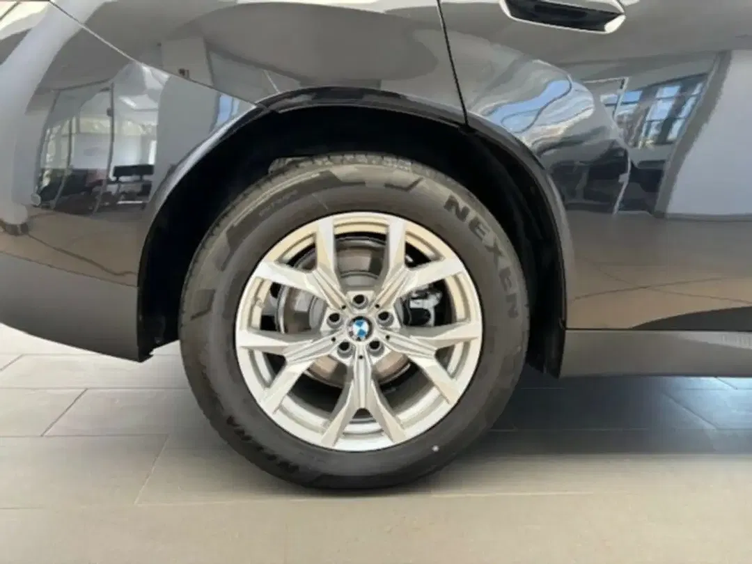 BMW X3 - Thumbnail 3