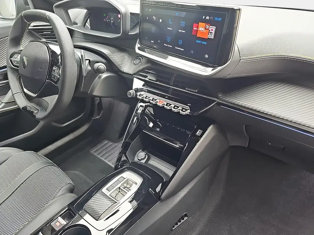 Peugeot 2008 - Thumbnail 17