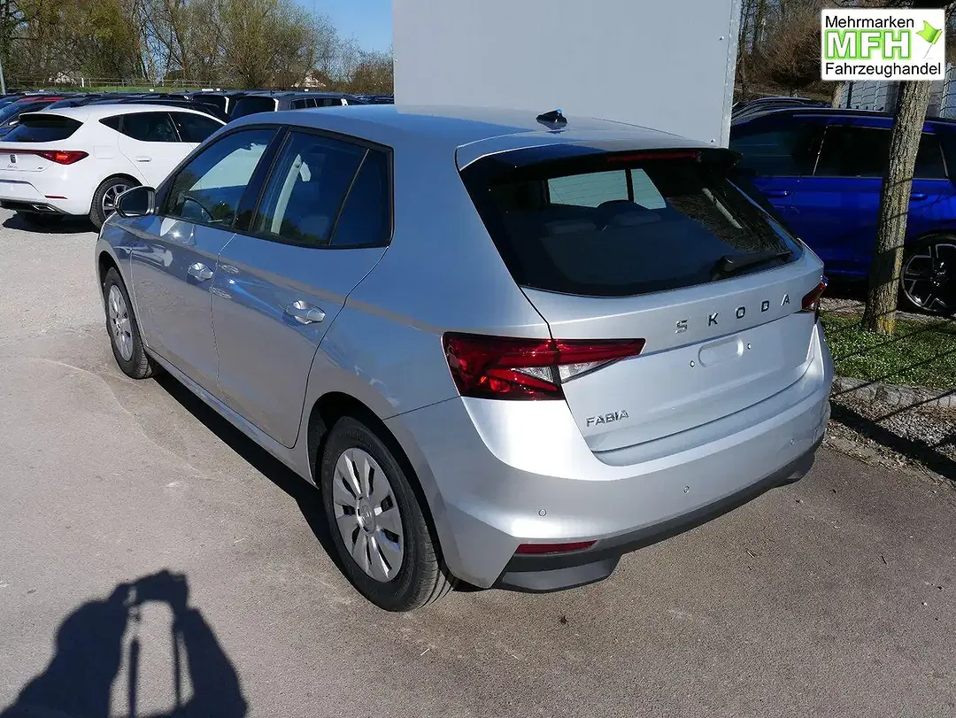 Skoda Fabia - Thumbnail 5