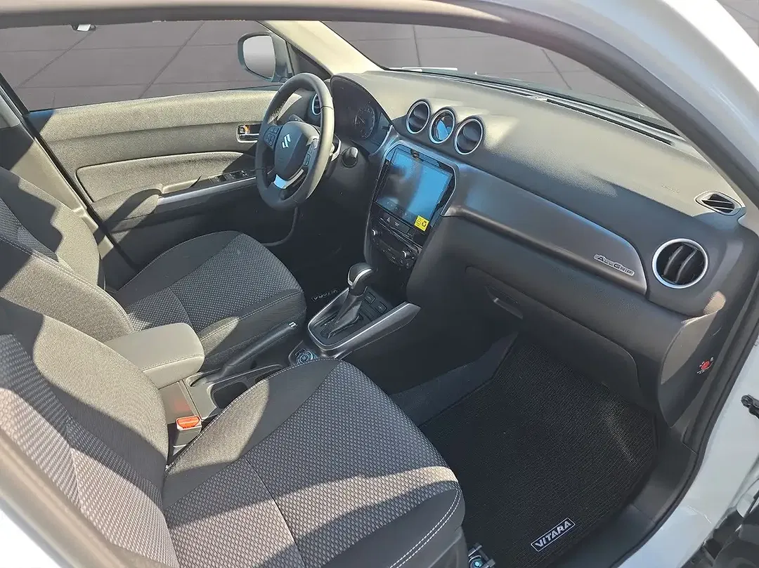 Suzuki Vitara - Thumbnail 6
