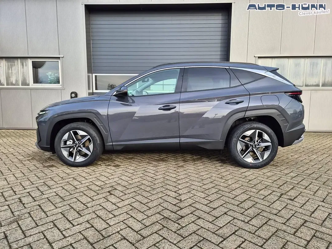 Hyundai TUCSON - Thumbnail 2