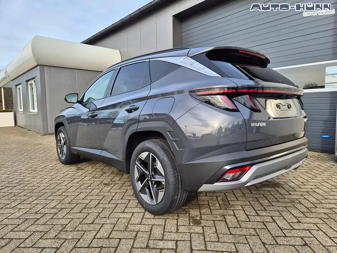 Hyundai TUCSON - Thumbnail 3
