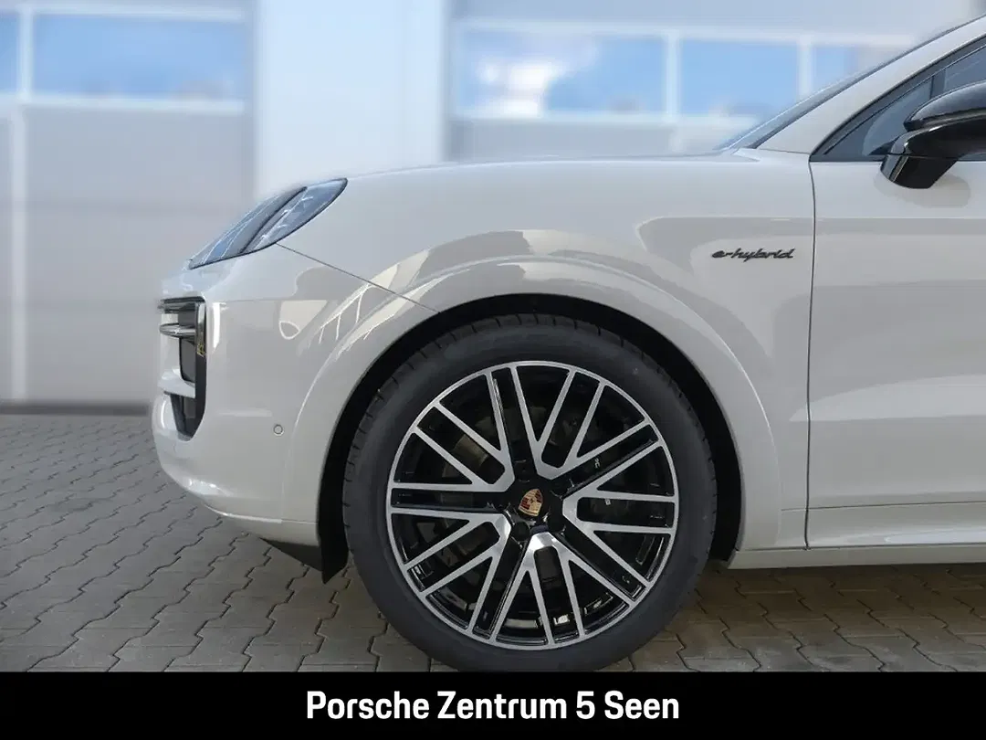 Porsche Cayenne - Thumbnail 6