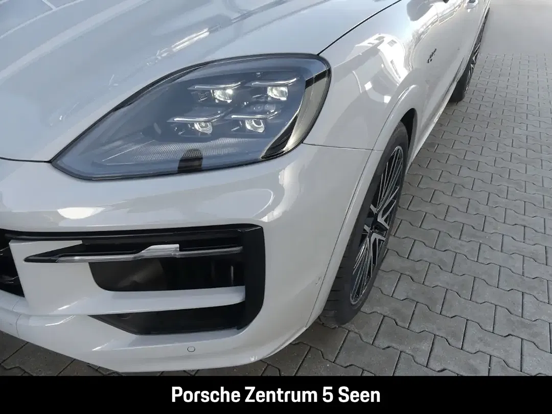 Porsche Cayenne - Thumbnail 7