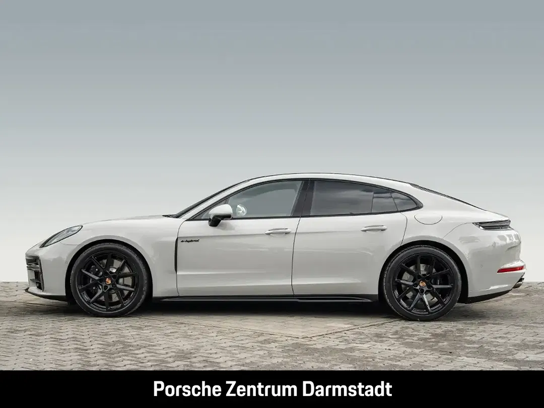 Porsche Panamera - Thumbnail 2