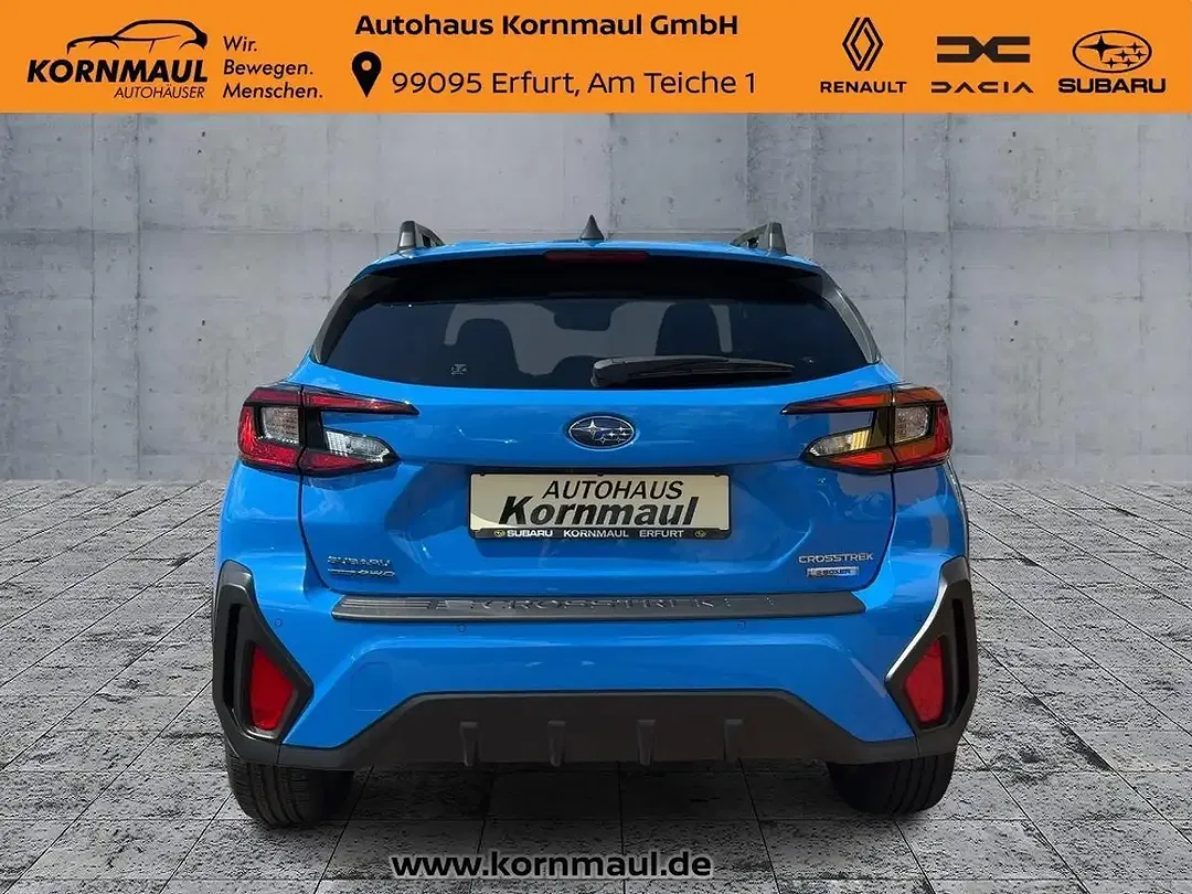 Subaru Crosstrek - Thumbnail 3