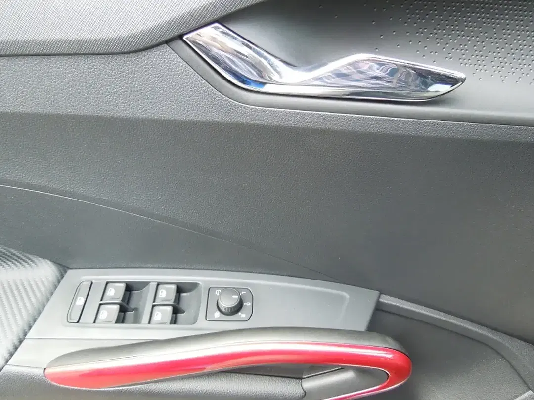 Skoda Fabia - Thumbnail 8