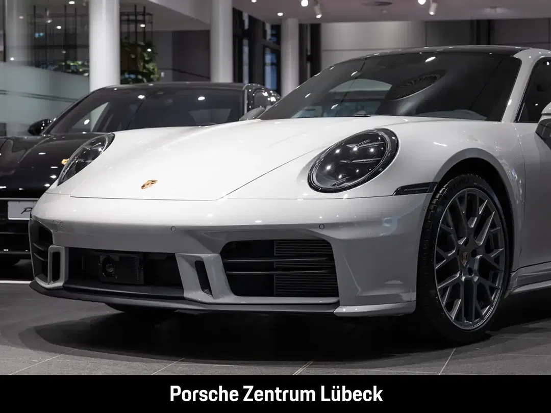 Porsche 992 - Thumbnail 9