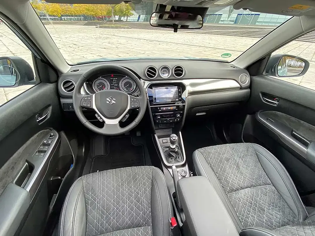 Suzuki Vitara - Thumbnail 2