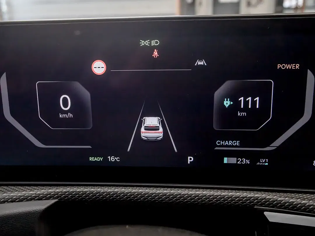 Kia EV6 - Thumbnail 14