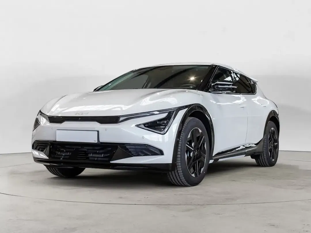 Kia EV6 - Thumbnail 2