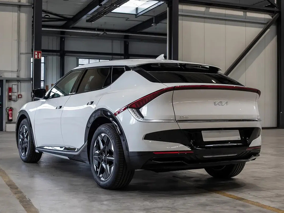 Kia EV6 - Thumbnail 7