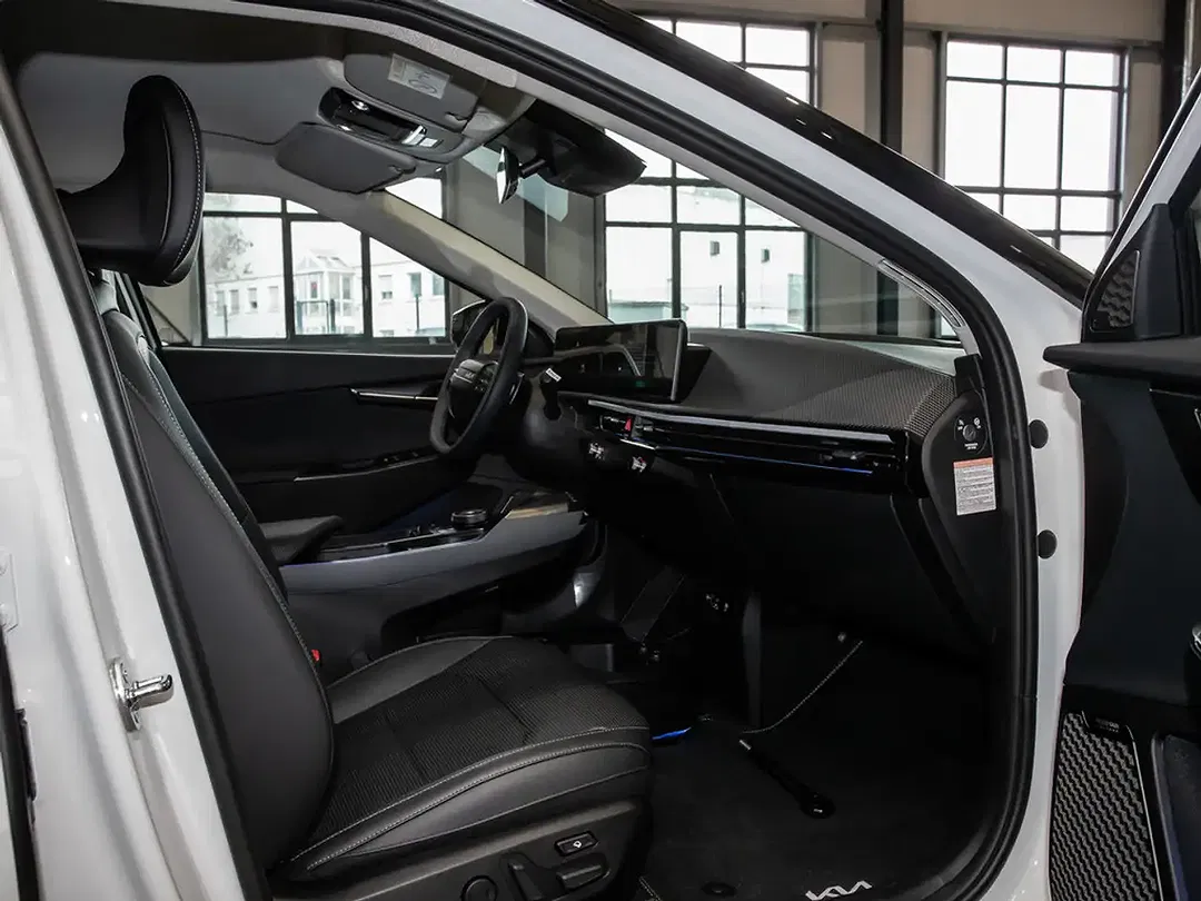Kia EV6 - Thumbnail 8
