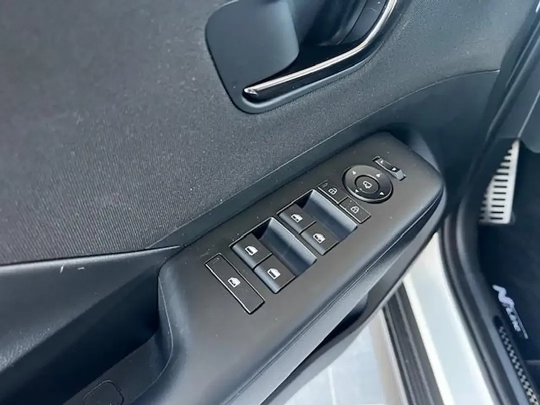 Hyundai KONA - Thumbnail 10