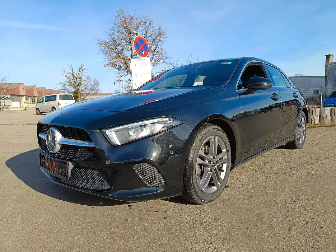 Mercedes-Benz A 180