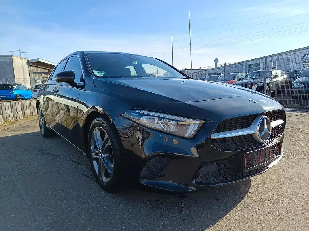 Mercedes-Benz A 180 - Thumbnail 3
