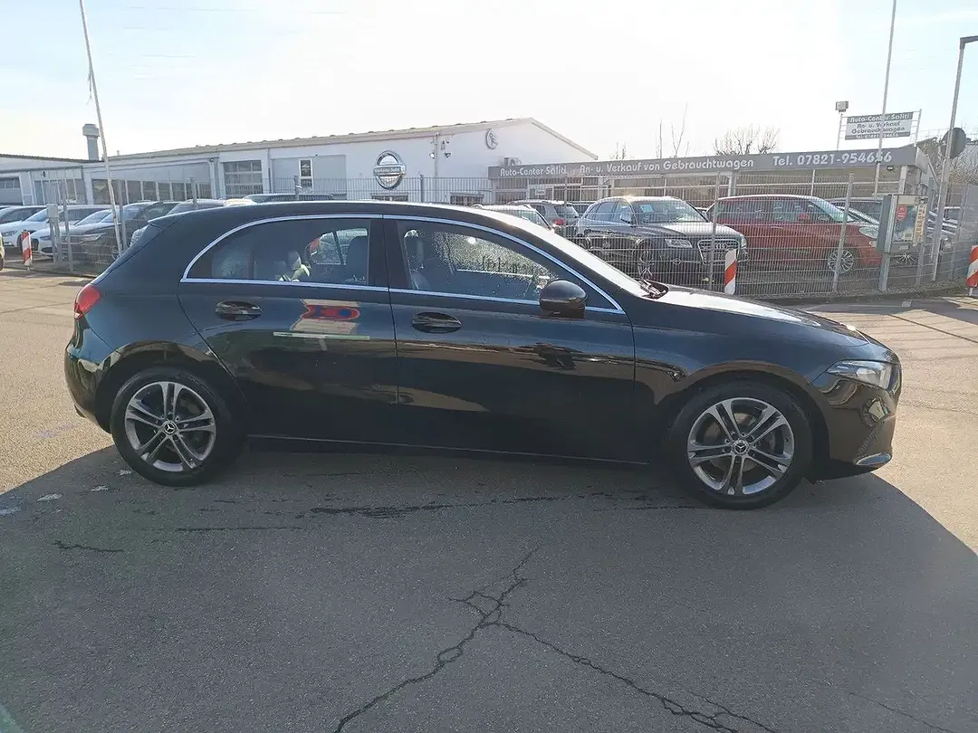 Mercedes-Benz A 180 - Thumbnail 4