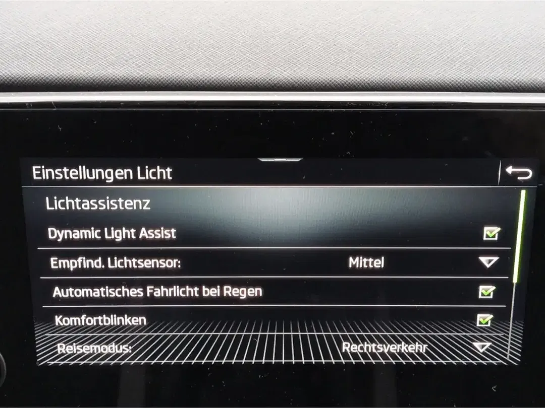 Skoda Kamiq - Thumbnail 14
