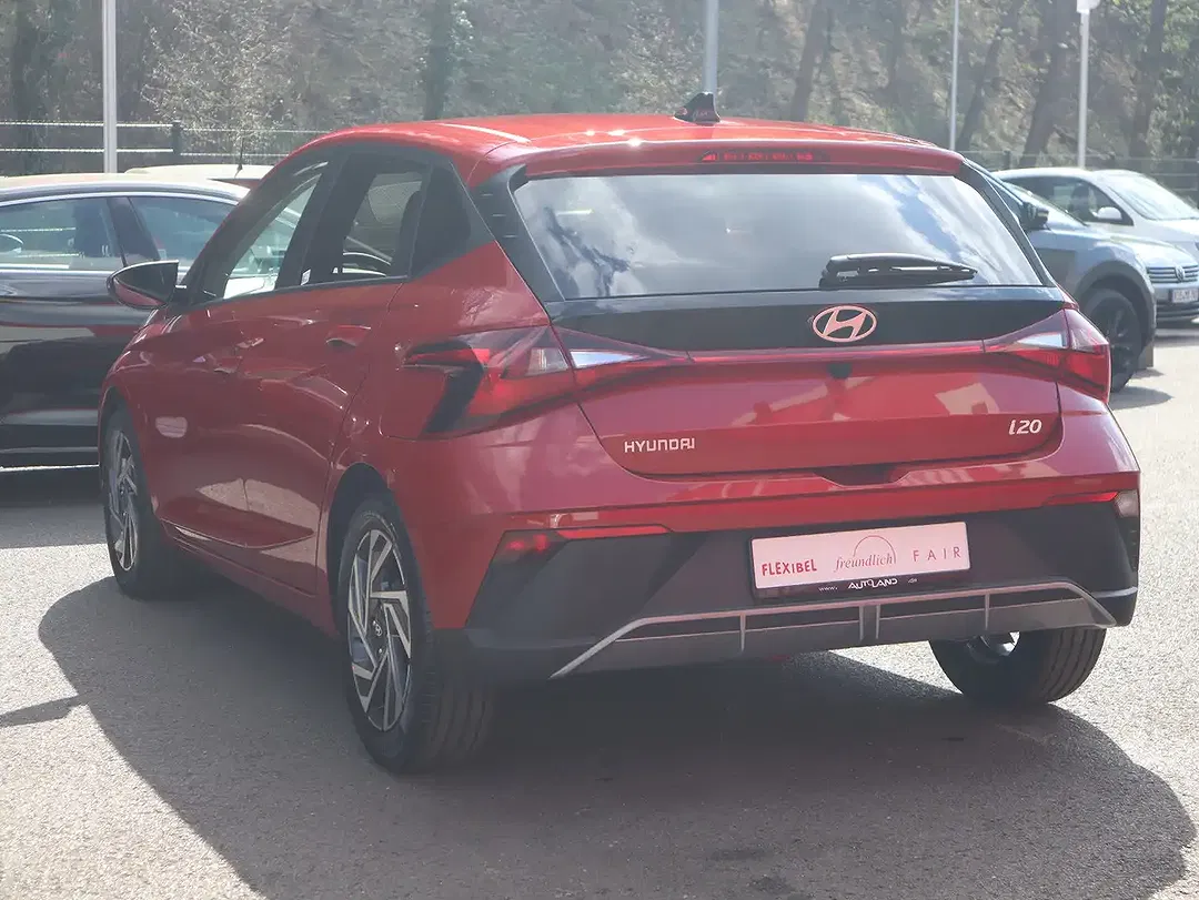 Hyundai i20 - Thumbnail 3