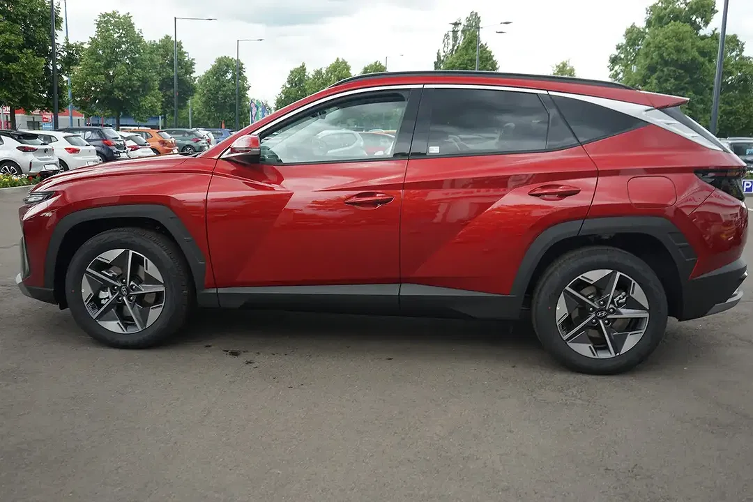 Hyundai TUCSON - Thumbnail 3