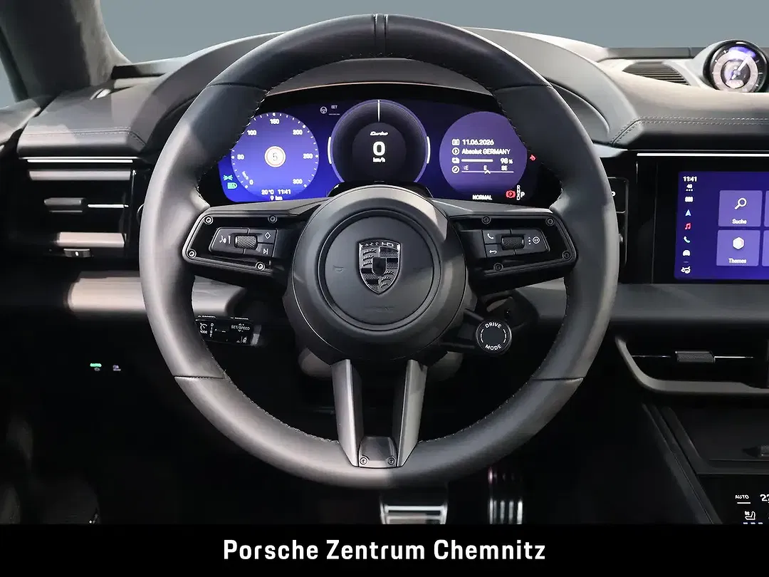 Porsche Macan - Thumbnail 11