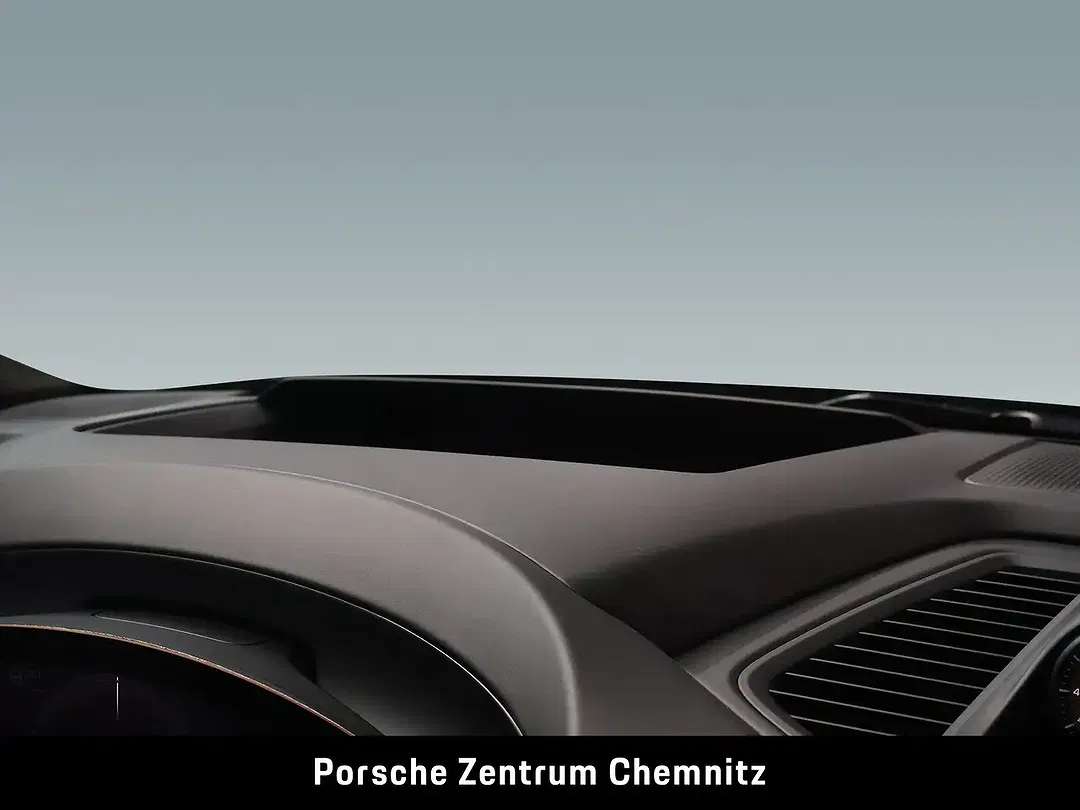 Porsche Macan - Thumbnail 15