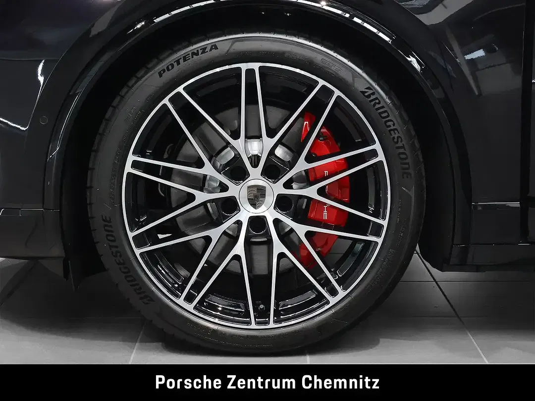Porsche Macan - Thumbnail 6