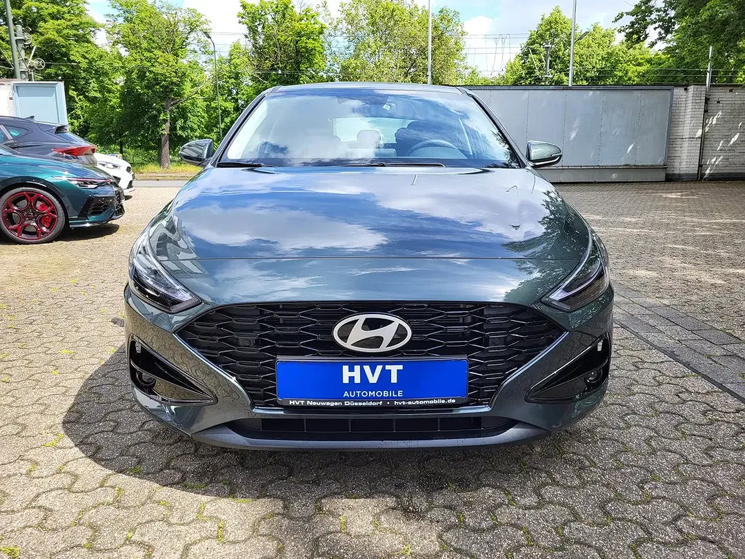 Hyundai i30 - Thumbnail 3