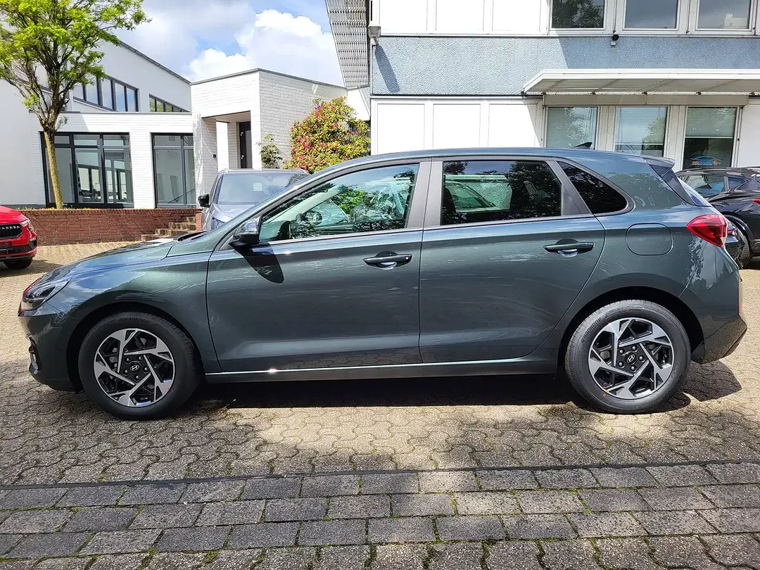 Hyundai i30 - Thumbnail 5