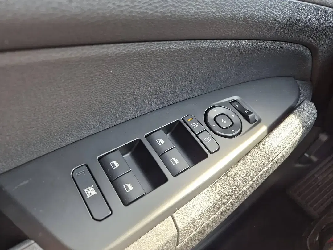 Kia Sportage - Thumbnail 10