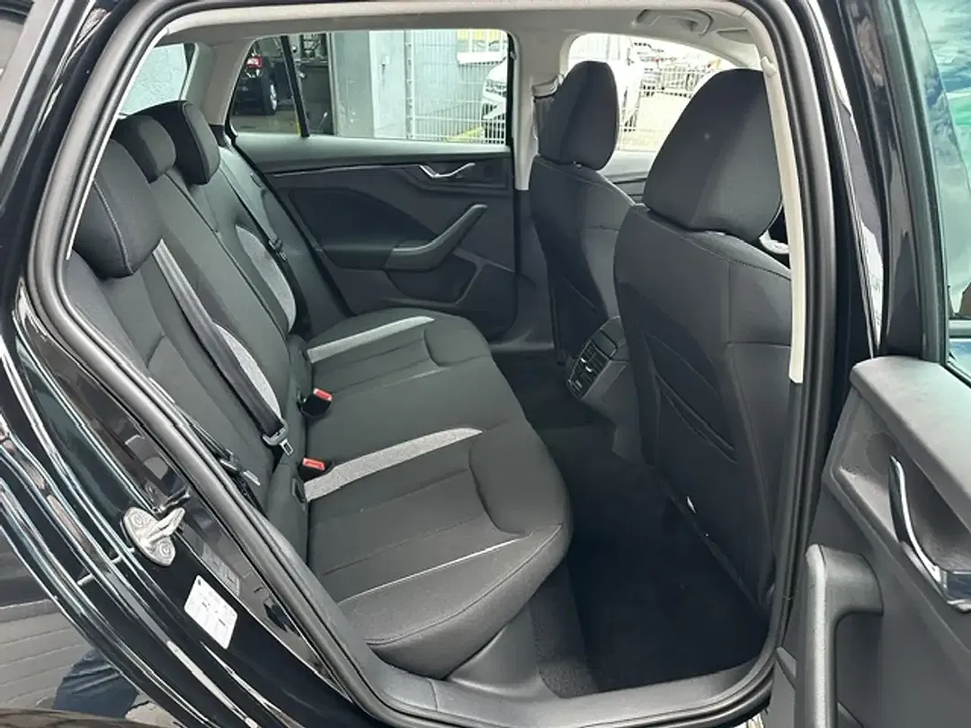 Skoda Scala - Thumbnail 10