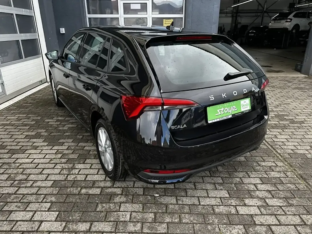 Skoda Scala - Thumbnail 4