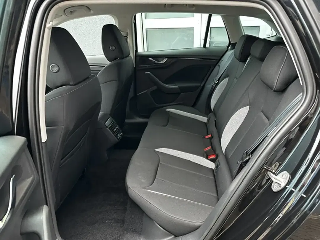 Skoda Scala - Thumbnail 8