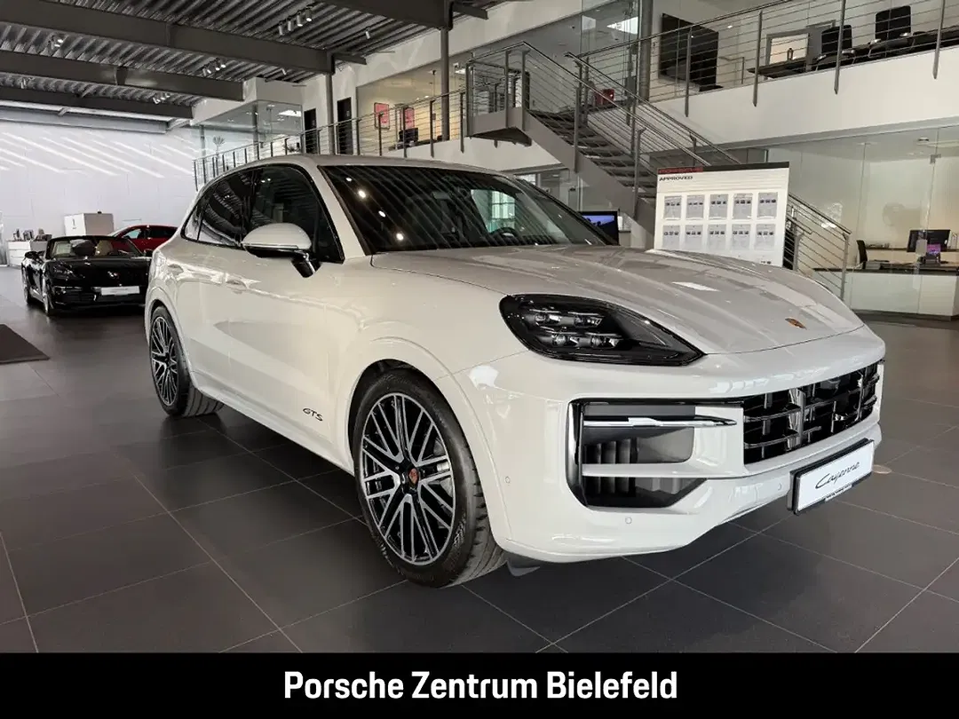 Porsche Cayenne - Thumbnail 10