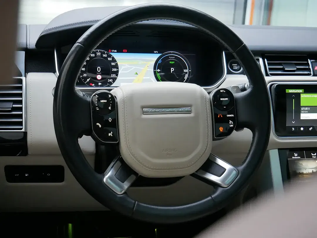 Land Rover Range Rover - Thumbnail 13