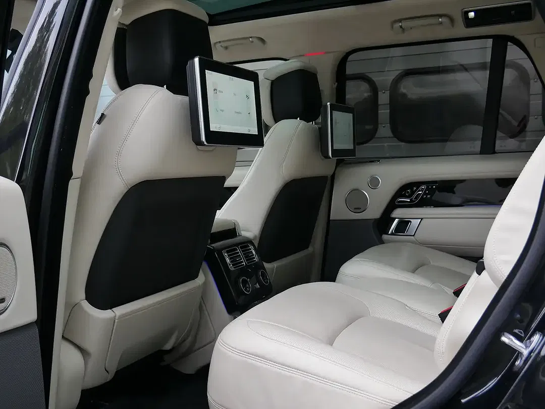 Land Rover Range Rover - Thumbnail 8