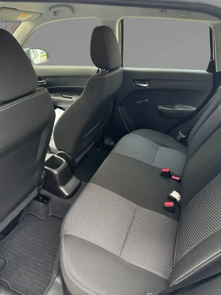 Suzuki Vitara - Thumbnail 10
