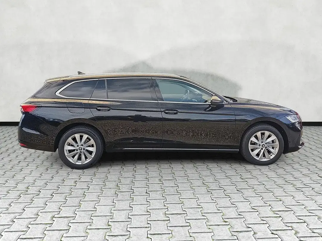 Skoda Superb - Thumbnail 9