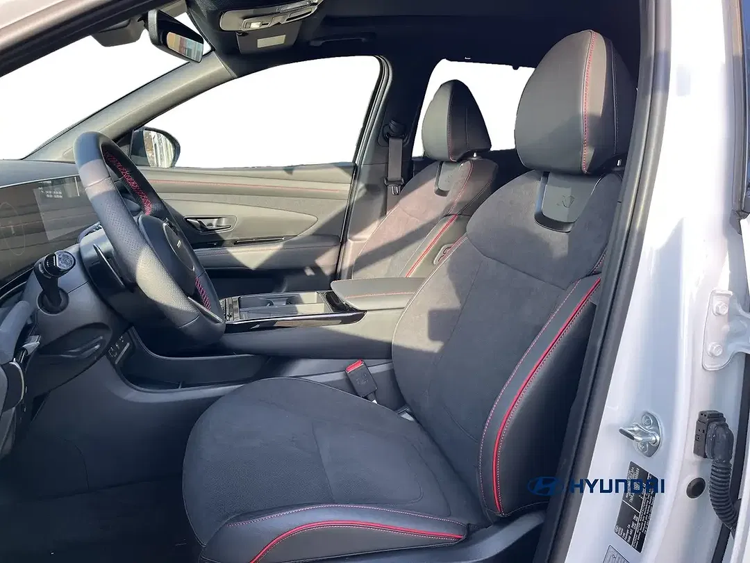 Hyundai TUCSON - Thumbnail 9