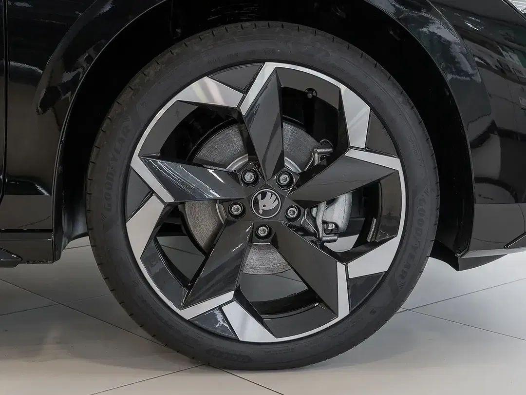 Skoda Superb - Thumbnail 6