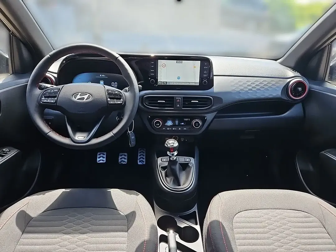 Hyundai i10 - Thumbnail 11