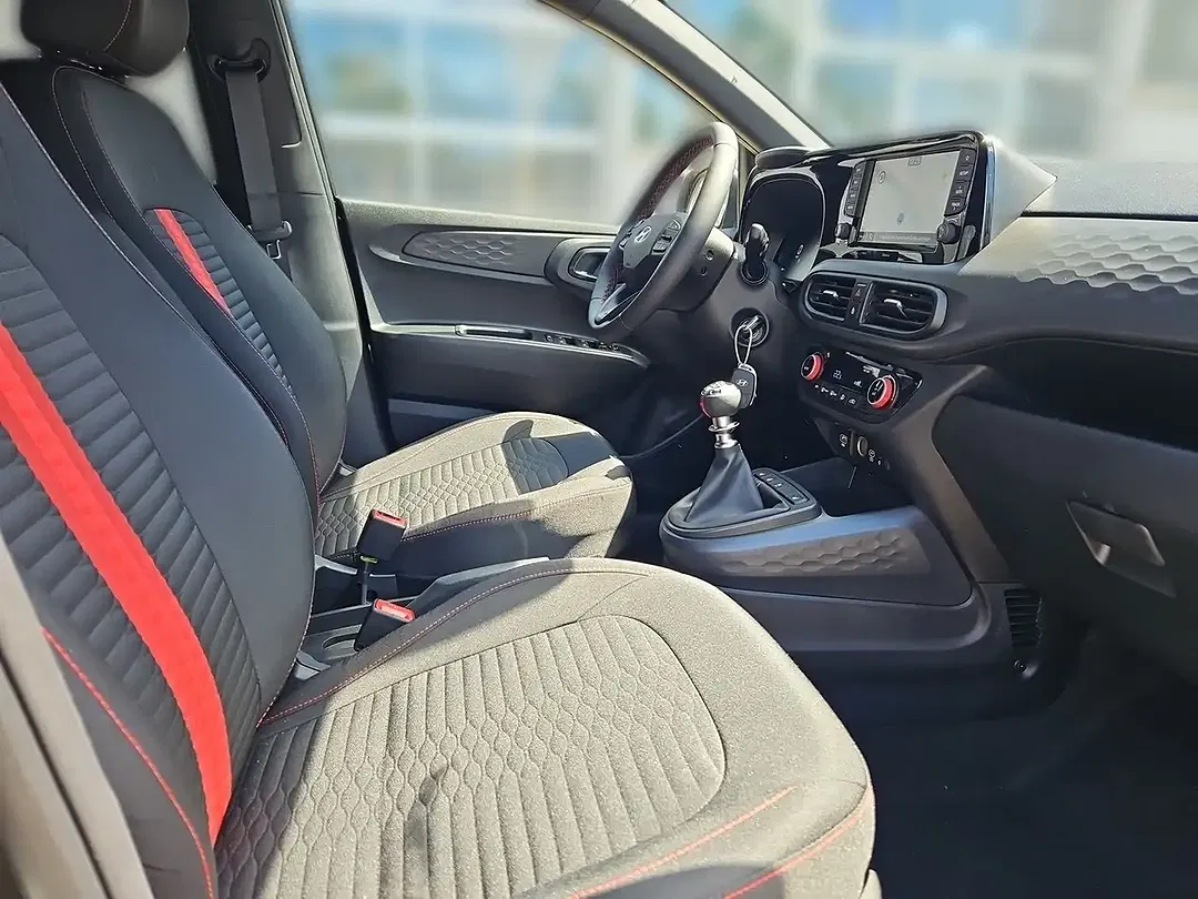 Hyundai i10 - Thumbnail 14