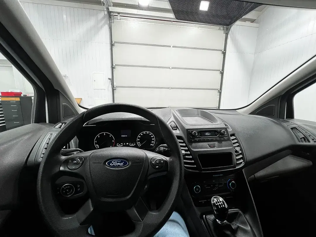 Ford Transit Connect - Thumbnail 10