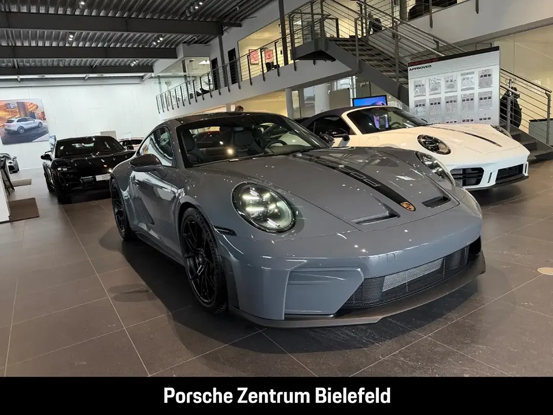 Porsche 992 - Thumbnail 7