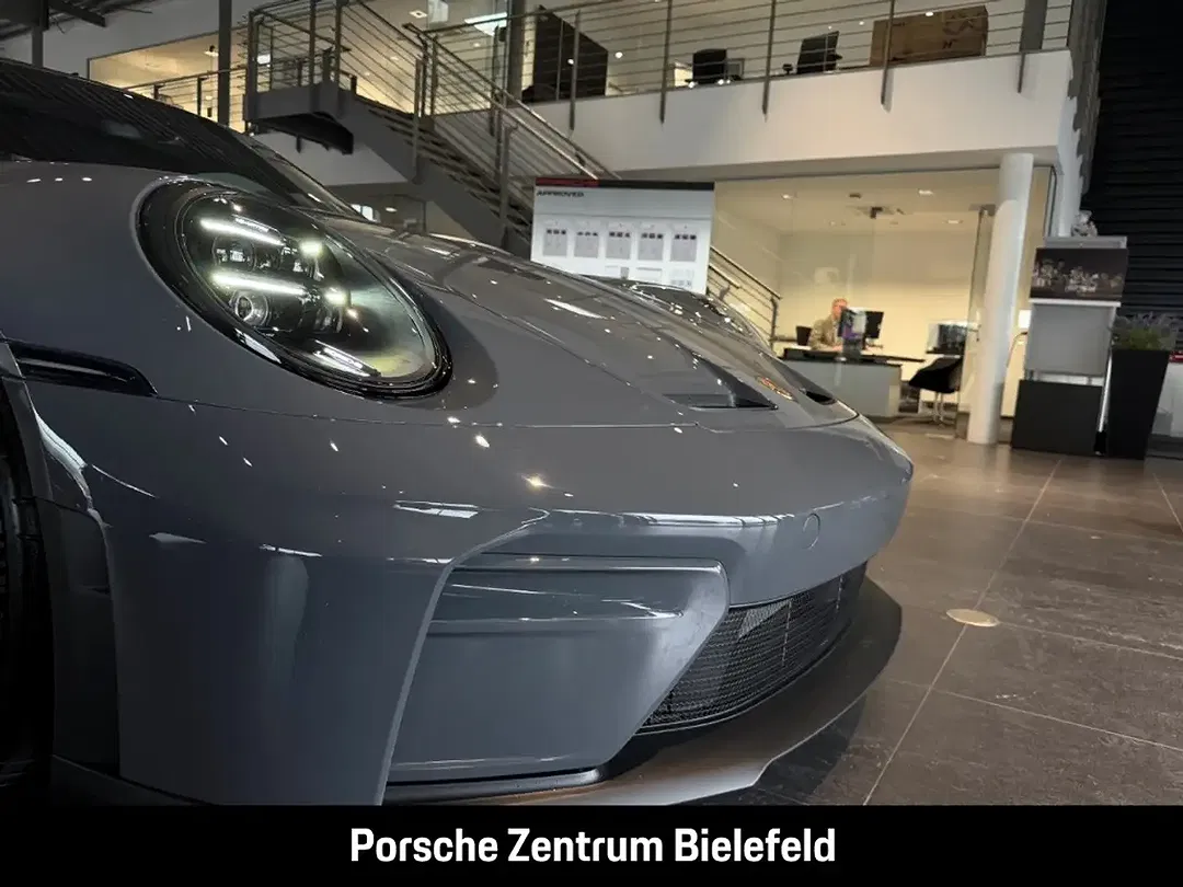 Porsche 992 - Thumbnail 8