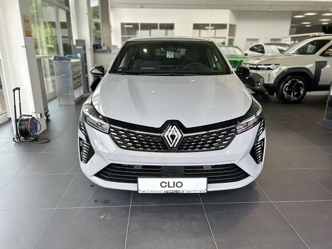 Renault Clio - Thumbnail 3