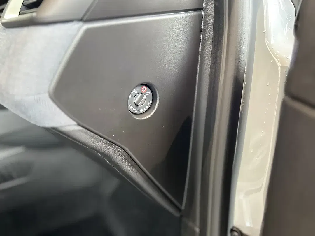 Renault Clio - Thumbnail 8
