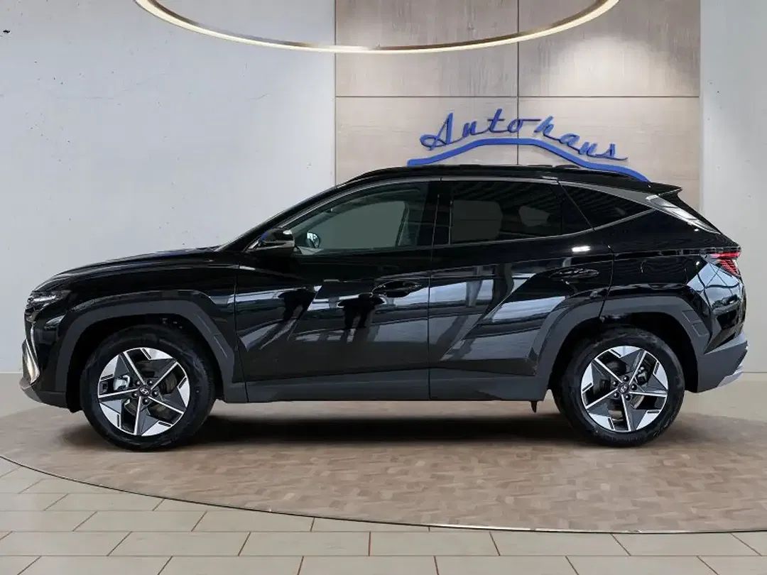 Hyundai TUCSON - Thumbnail 3