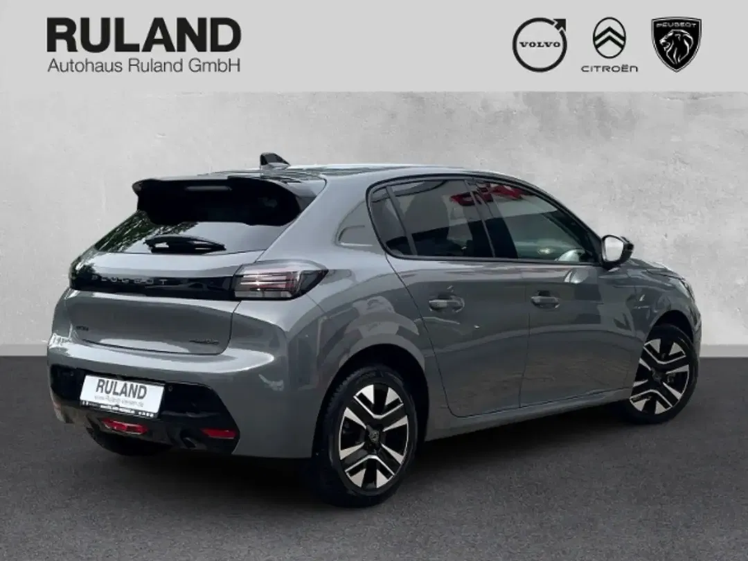 Peugeot 208 - Thumbnail 2