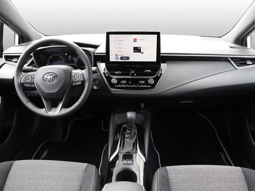 Toyota Corolla - Thumbnail 8